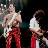 Photo of John DEACON and Freddie MERCURY and Brian MAY and QUEEN