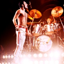 freddie-mercury-and-roger-taylor-hot-space-tour