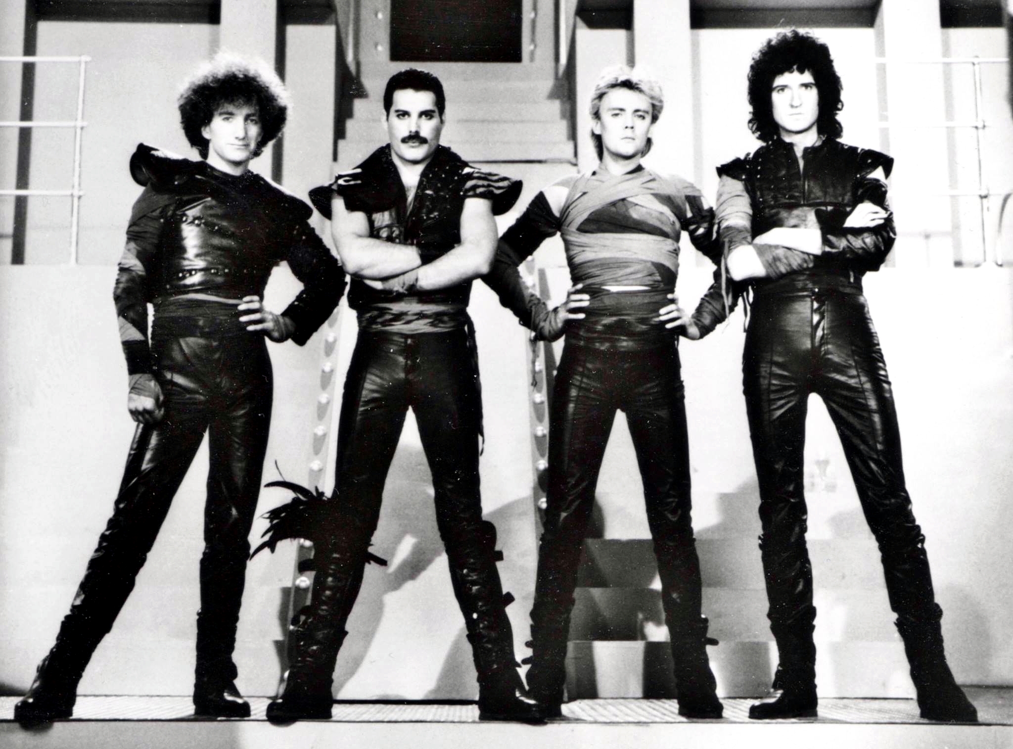 Слушать песни группа стиль. Группа Queen. Рок группа Квин. Фредди Меркьюри группа. Группа Квин состав.